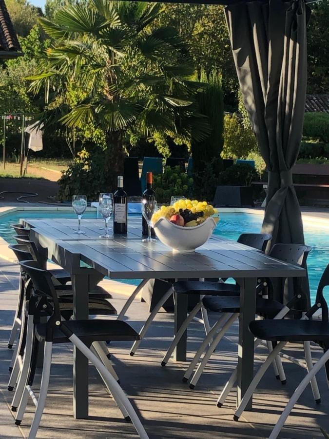 Villa Bergerac Avec Piscine Buitenkant foto