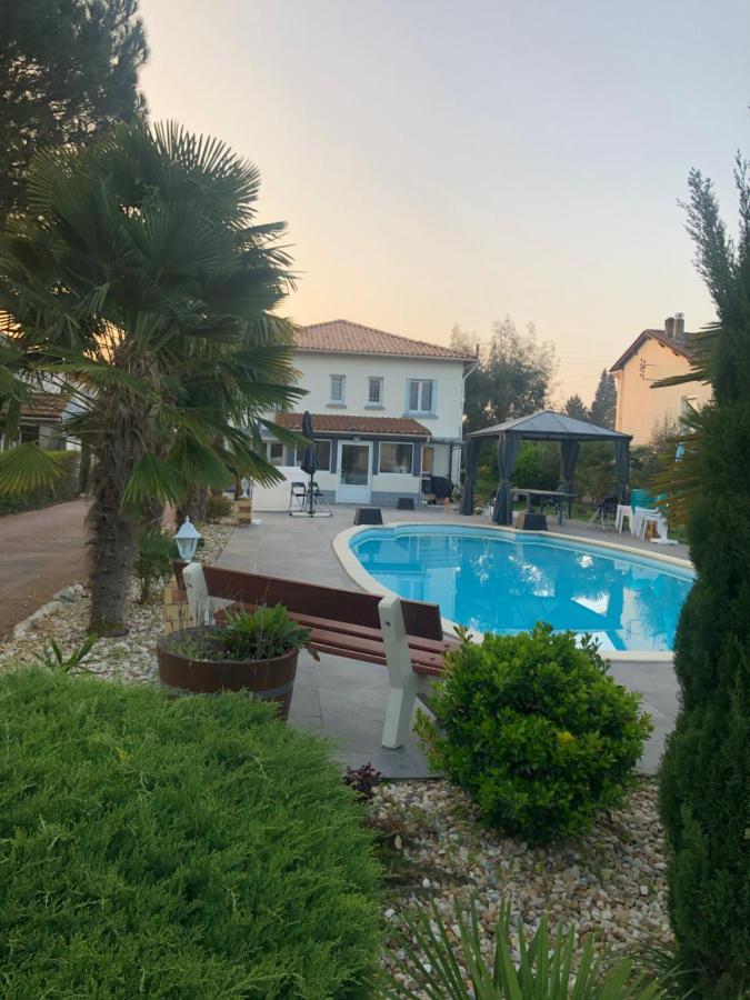 Villa Bergerac Avec Piscine Buitenkant foto
